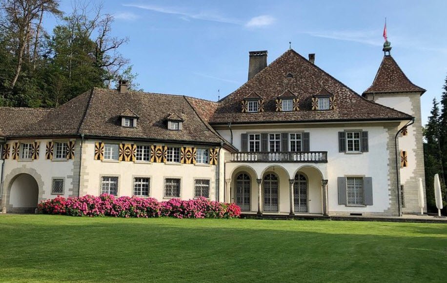 Au Castle, Wädenswil, Switzerland